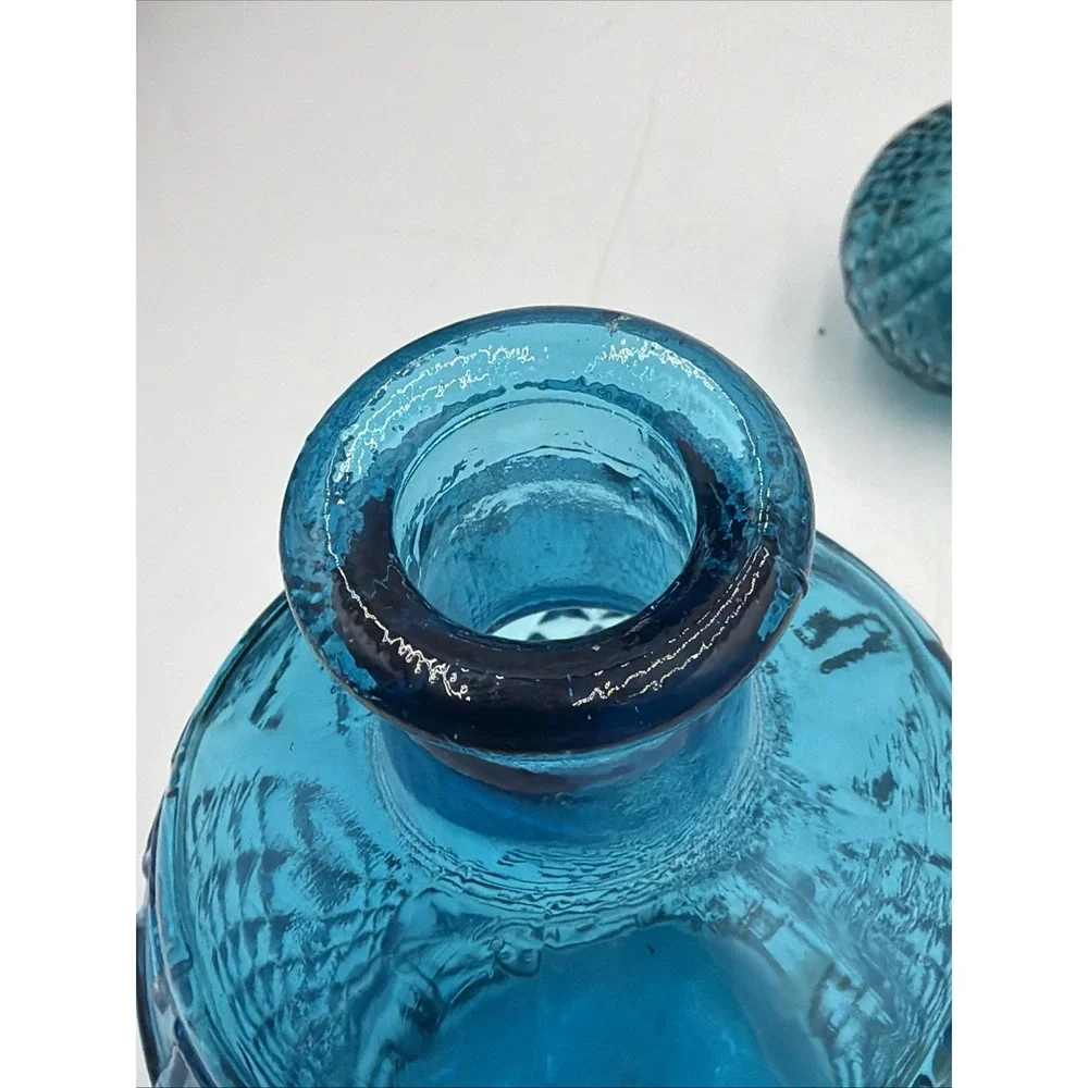 Vintage Blue Glass Genie Bottle Decanter W/Round Glass Stopper Made in Taiwan